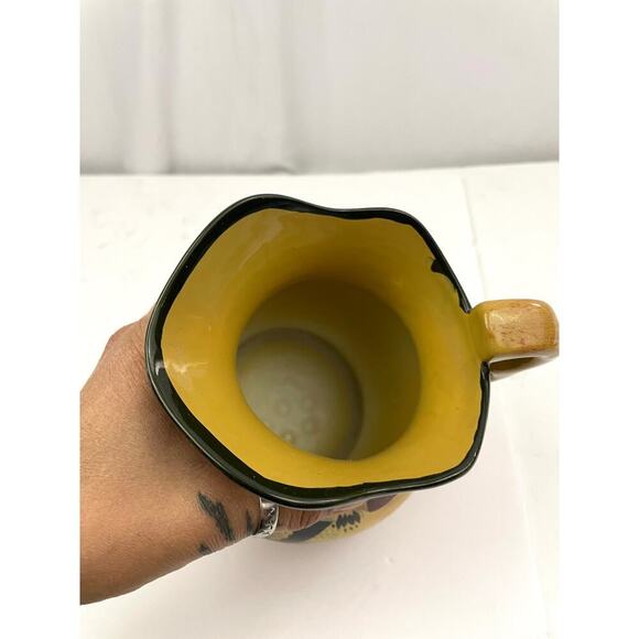 VTG Ceramic Farmhouse Rooster Checkered Pitcher with Spout Handle - Picture 8 of 12